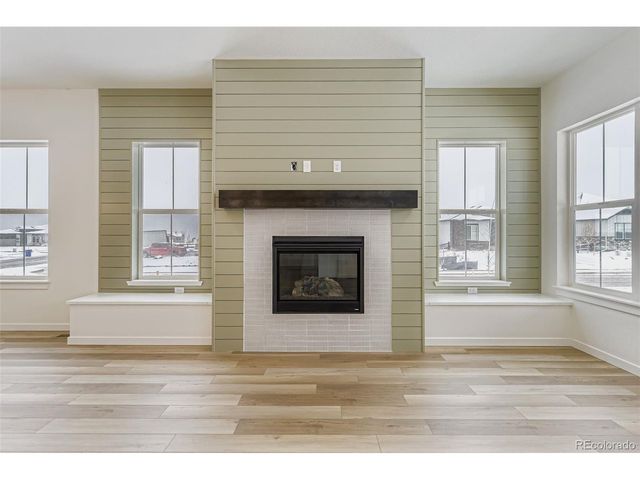 8902 S Riviera Way, Aurora, CO 80016