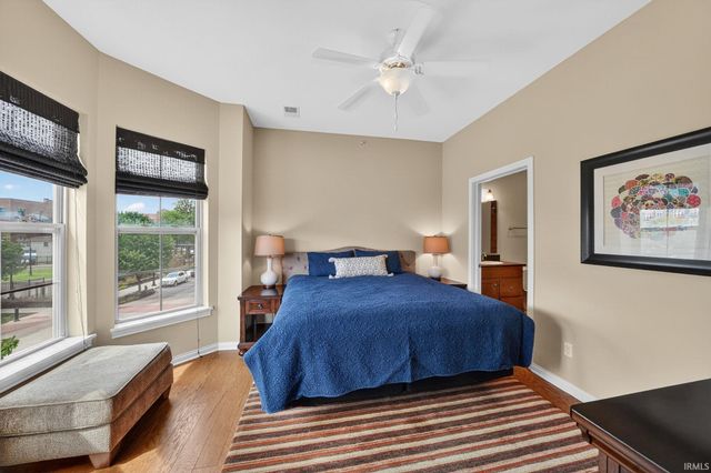 1145 Napoleon St Apt 206, South Bend, IN 46617