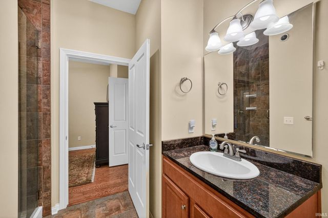 1145 Napoleon St Apt 206, South Bend, IN 46617