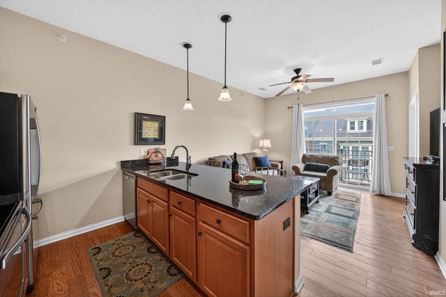 1145 Napoleon St Apt 206, South Bend, IN 46617