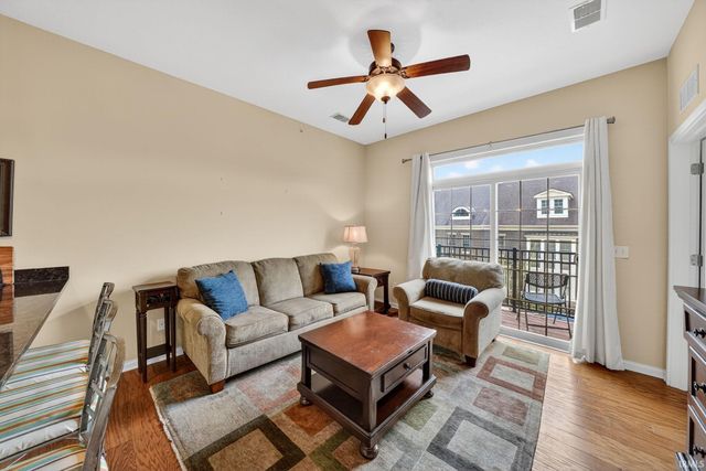 1145 Napoleon St Apt 206, South Bend, IN 46617