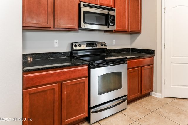 16300 TISONS BLUFF Road, Jacksonville, FL 32218