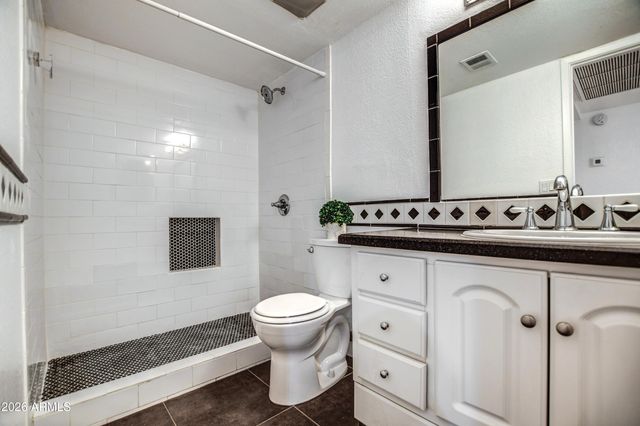 729 W COOLIDGE Street 110, Phoenix, AZ 85013