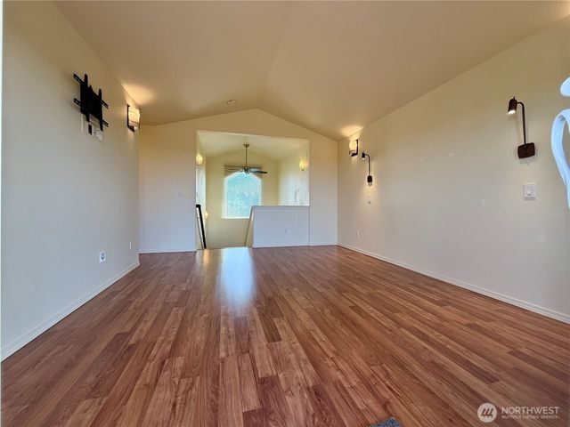 317 Sand Dune Avenue SW, Ocean Shores, WA 98569