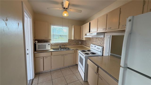 2433 EDNOR STREET, Port Charlotte, FL 33952