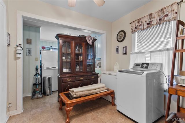 2114 Woodland Road, Tuscaloosa, AL 35404