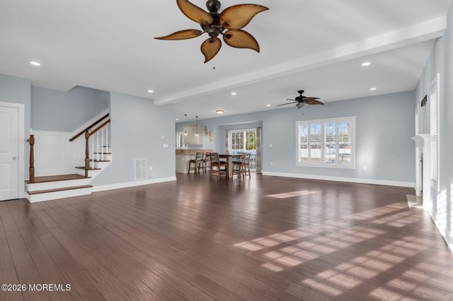 4 Conor Court, Bayville, NJ 08721