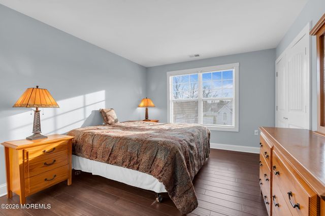 4 Conor Court, Bayville, NJ 08721