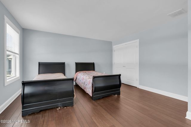 4 Conor Court, Bayville, NJ 08721