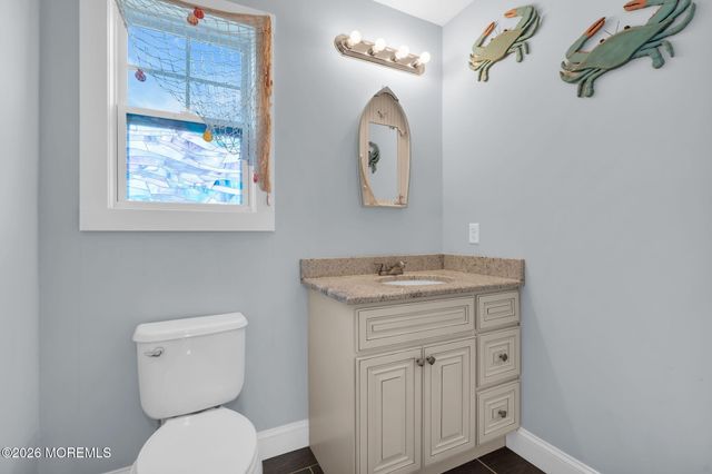 4 Conor Court, Bayville, NJ 08721