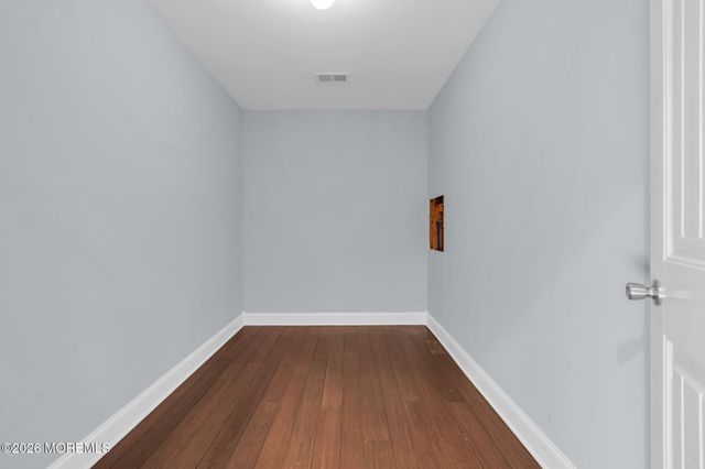 4 Conor Court, Bayville, NJ 08721