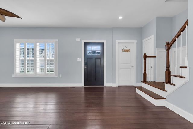 4 Conor Court, Bayville, NJ 08721