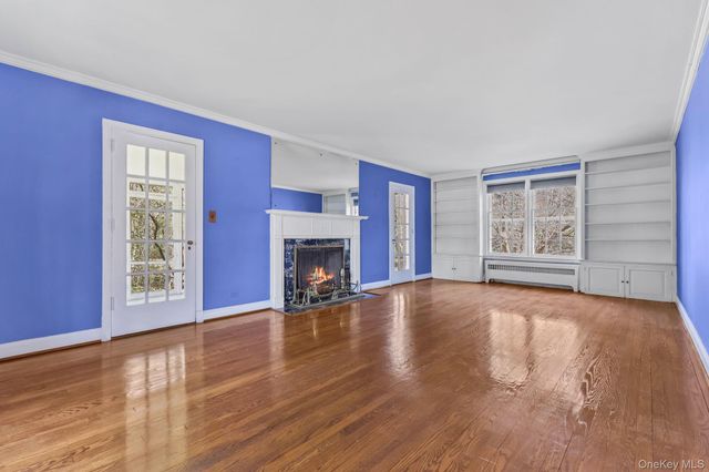 4 Tompkins Road, Scarsdale, NY 10583