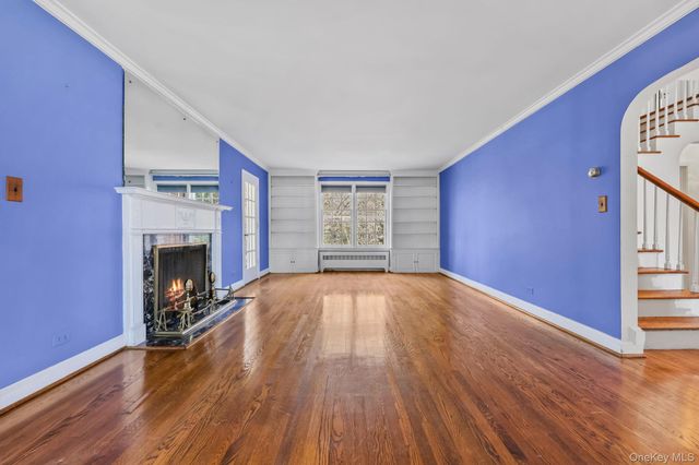 4 Tompkins Road, Scarsdale, NY 10583