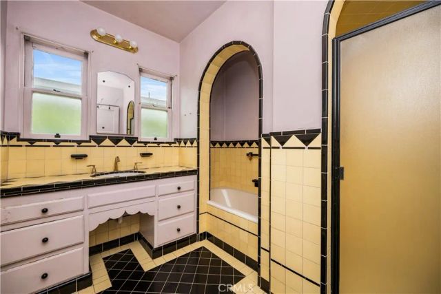 5703 Kauffman Avenue, Temple City, CA 91780