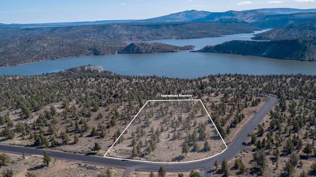 9868 SE Pavati Drive, Prineville, OR 97754