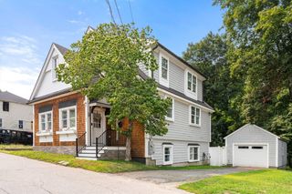 21 Prospect St, Maynard, MA 01754