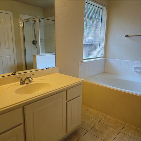 42 Drifting Shadows Circle, Conroe, TX 77385