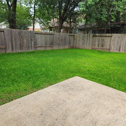 42 Drifting Shadows Circle, Conroe, TX 77385