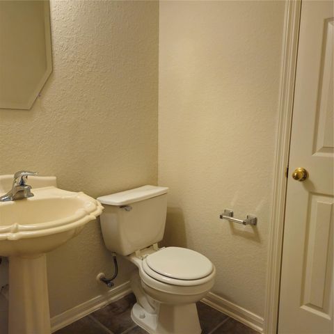 42 Drifting Shadows Circle, Conroe, TX 77385
