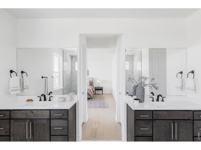 6638 S White Crow Ct, Aurora, CO 80016