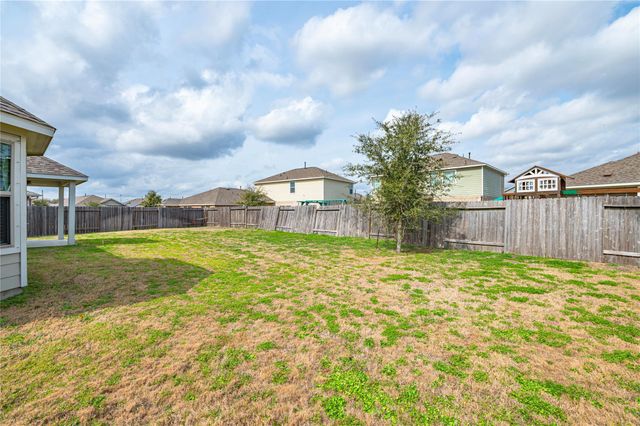 2107 Santa Ana Way, Baytown, TX 77523