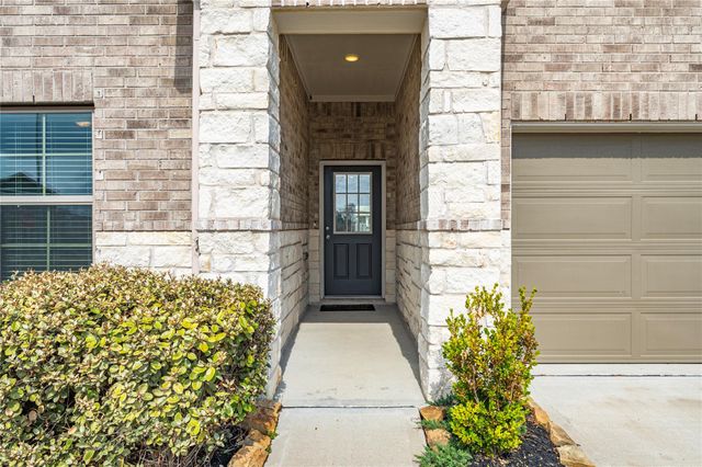 2107 Santa Ana Way, Baytown, TX 77523