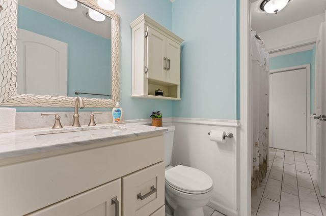 875 Forest Glen Drive, Valparaiso, IN 46385