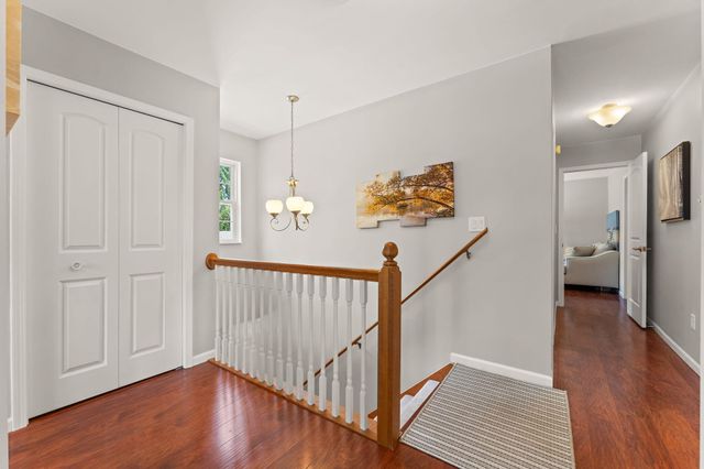 875 Forest Glen Drive, Valparaiso, IN 46385