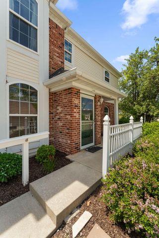 875 Forest Glen Drive, Valparaiso, IN 46385