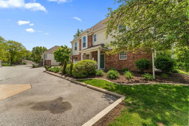 875 Forest Glen Drive, Valparaiso, IN 46385