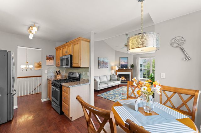 875 Forest Glen Drive, Valparaiso, IN 46385