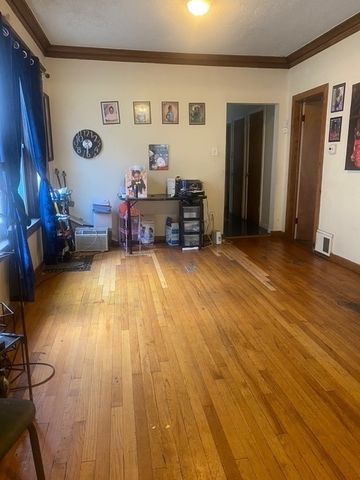 8728 S Carpenter Street, Chicago, IL 60620