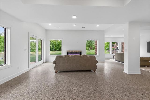 14010 NE 121st Street, Kearney, MO 64060