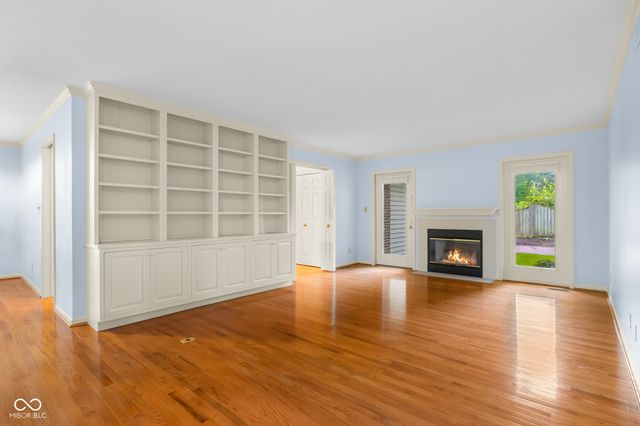 2712 Wildwood Place, Columbus, IN 47201