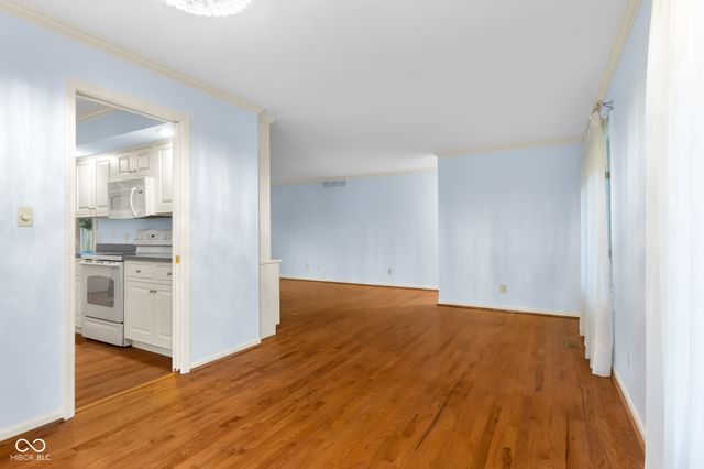 2712 Wildwood Place, Columbus, IN 47201