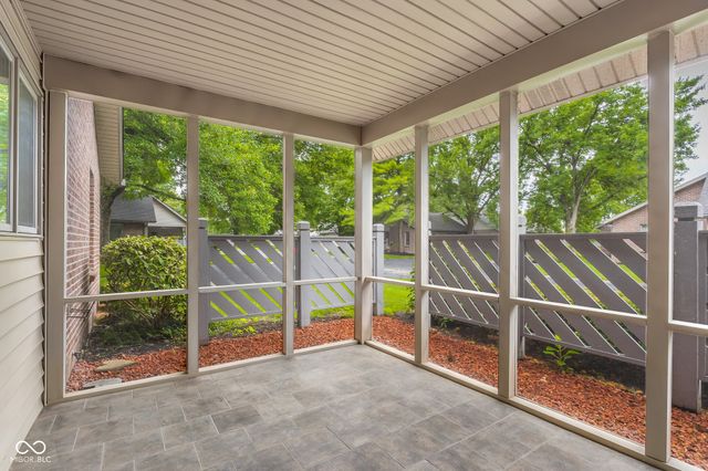 2712 Wildwood Place, Columbus, IN 47201