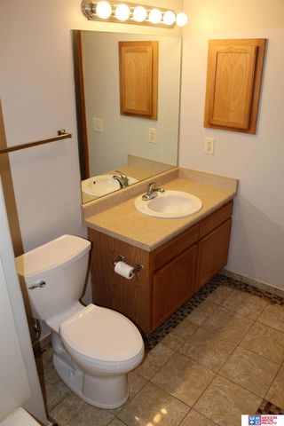 2400 Ramsey Road, Lincoln, NE 68524