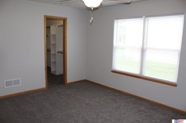 2400 Ramsey Road, Lincoln, NE 68524