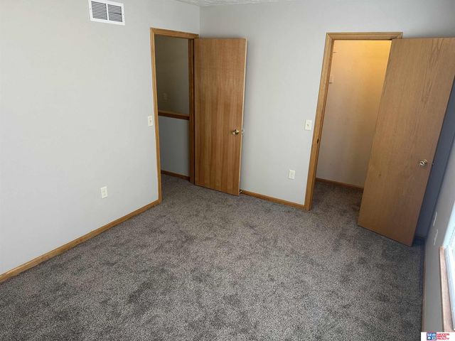 2400 Ramsey Road, Lincoln, NE 68524