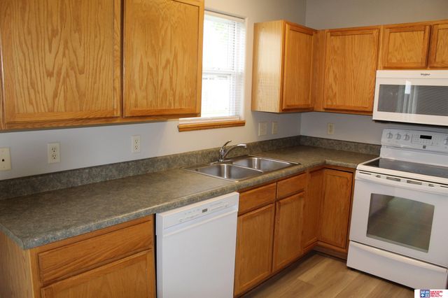 2400 Ramsey Road, Lincoln, NE 68524