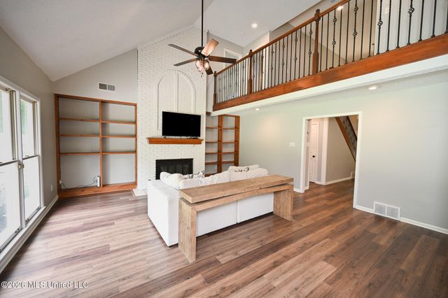 5805 S Manor Cove, Olive Branch, MS 38654