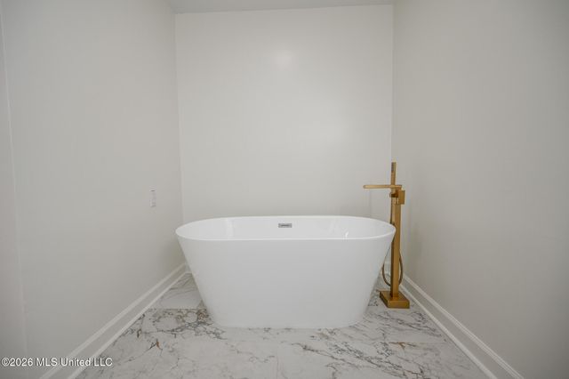5805 S Manor Cove, Olive Branch, MS 38654
