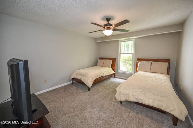 5805 S Manor Cove, Olive Branch, MS 38654
