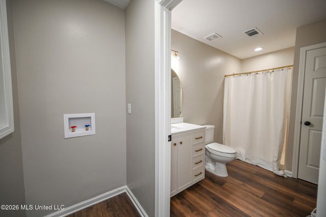 5805 S Manor Cove, Olive Branch, MS 38654