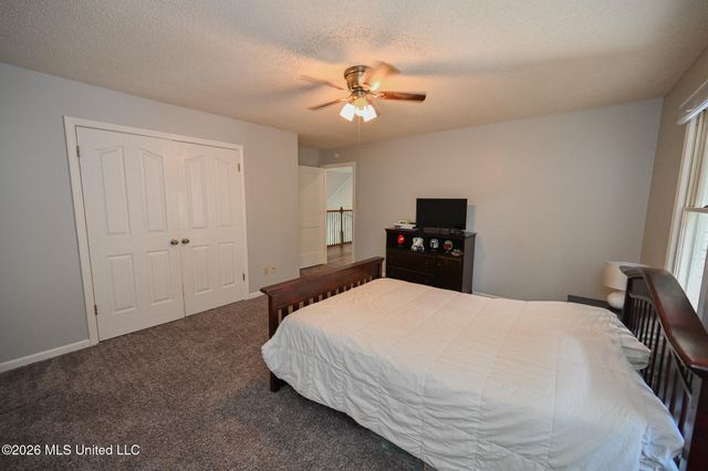 5805 S Manor Cove, Olive Branch, MS 38654