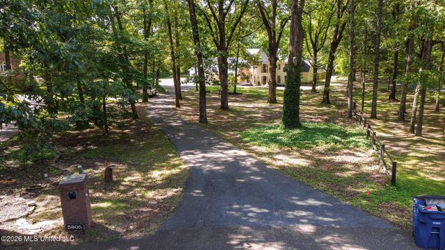5805 S Manor Cove, Olive Branch, MS 38654