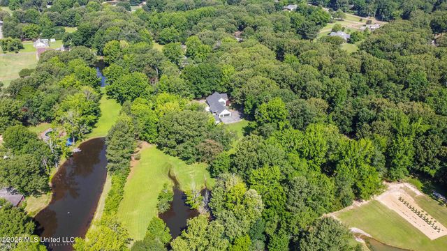 5805 S Manor Cove, Olive Branch, MS 38654