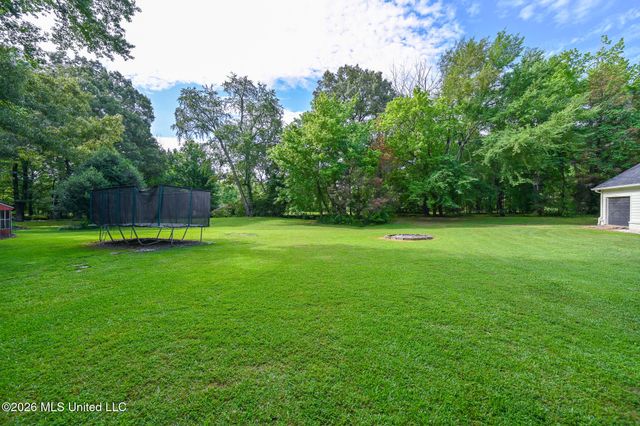 5805 S Manor Cove, Olive Branch, MS 38654
