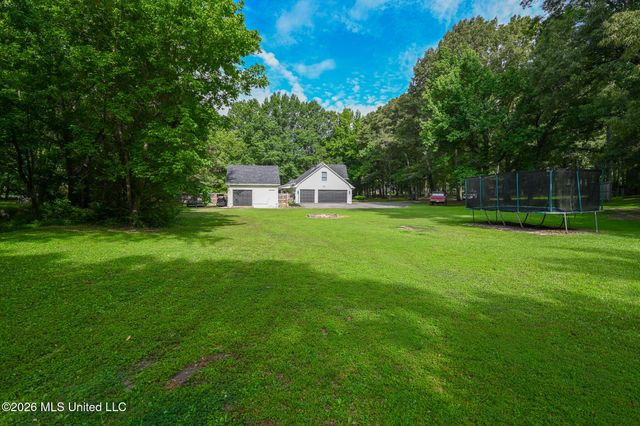 5805 S Manor Cove, Olive Branch, MS 38654